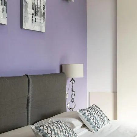 Nicolette - By Lovecomo بيت للعطل ميناجيو